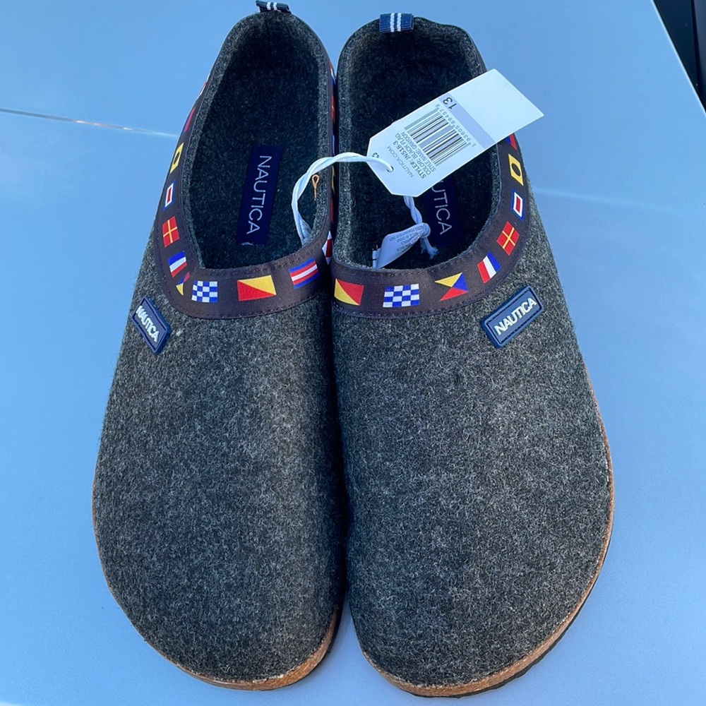 Nautica Slip on